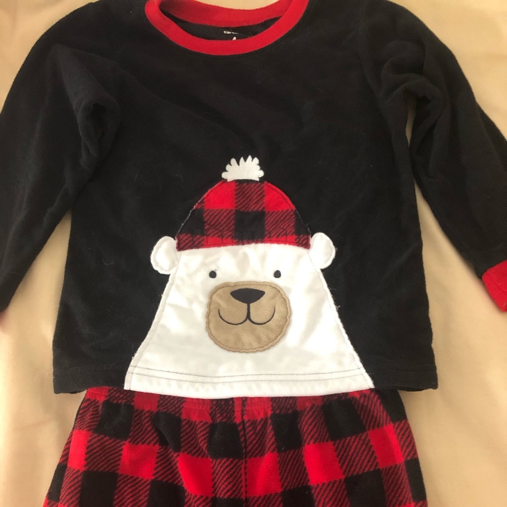 Polar Bear Christmas Pajamas 2 piece Size 4T